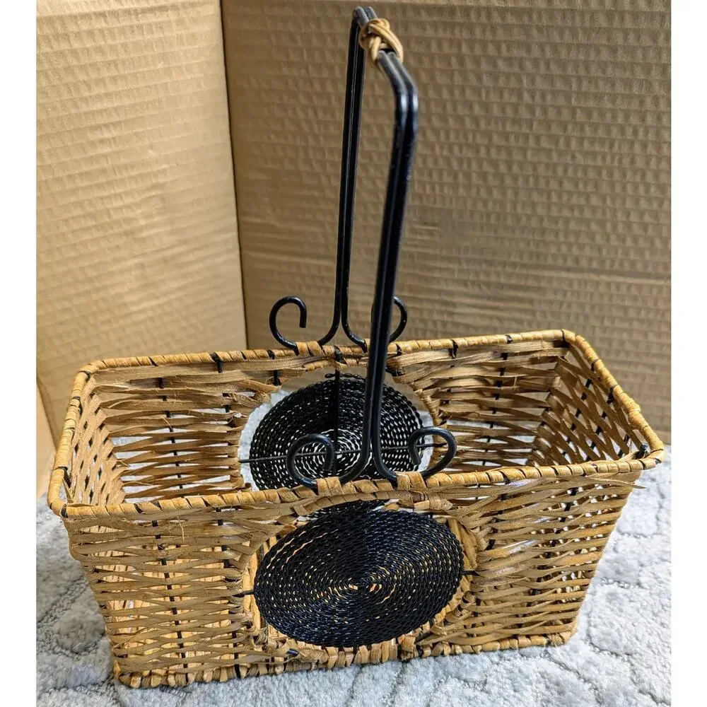 WICKER & SPIRAL WIRE WINE BASKET 10.5x5.5x4.25